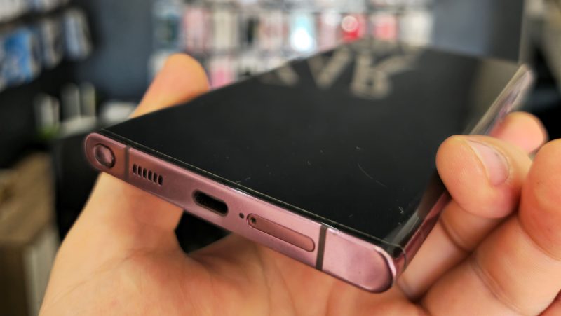 UV folija za mobilni telefon